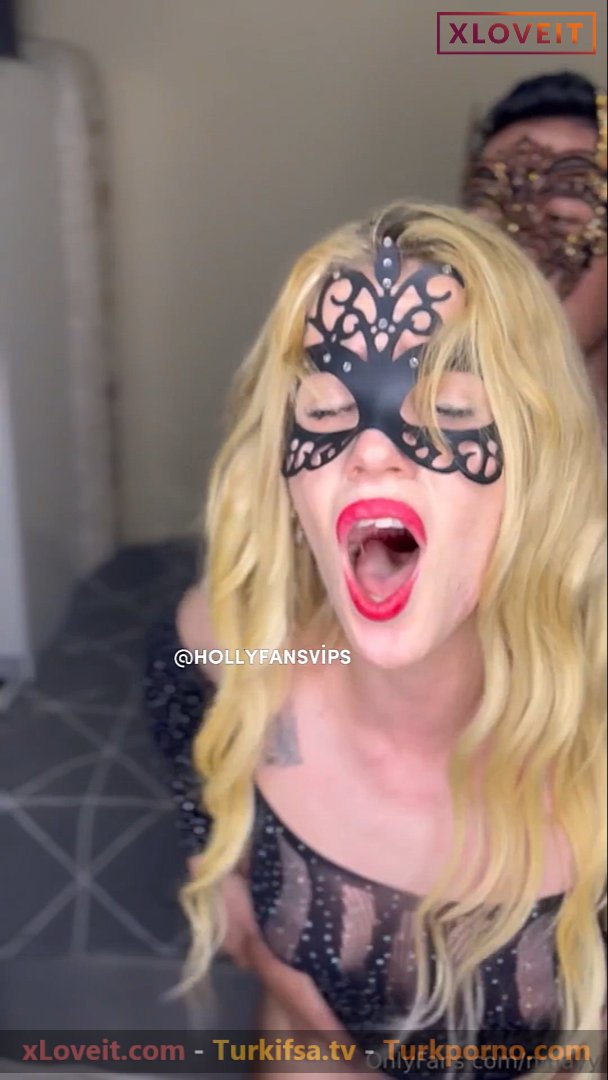 Olgun kadın boşalma Nmayy kucakta sikilip patladı